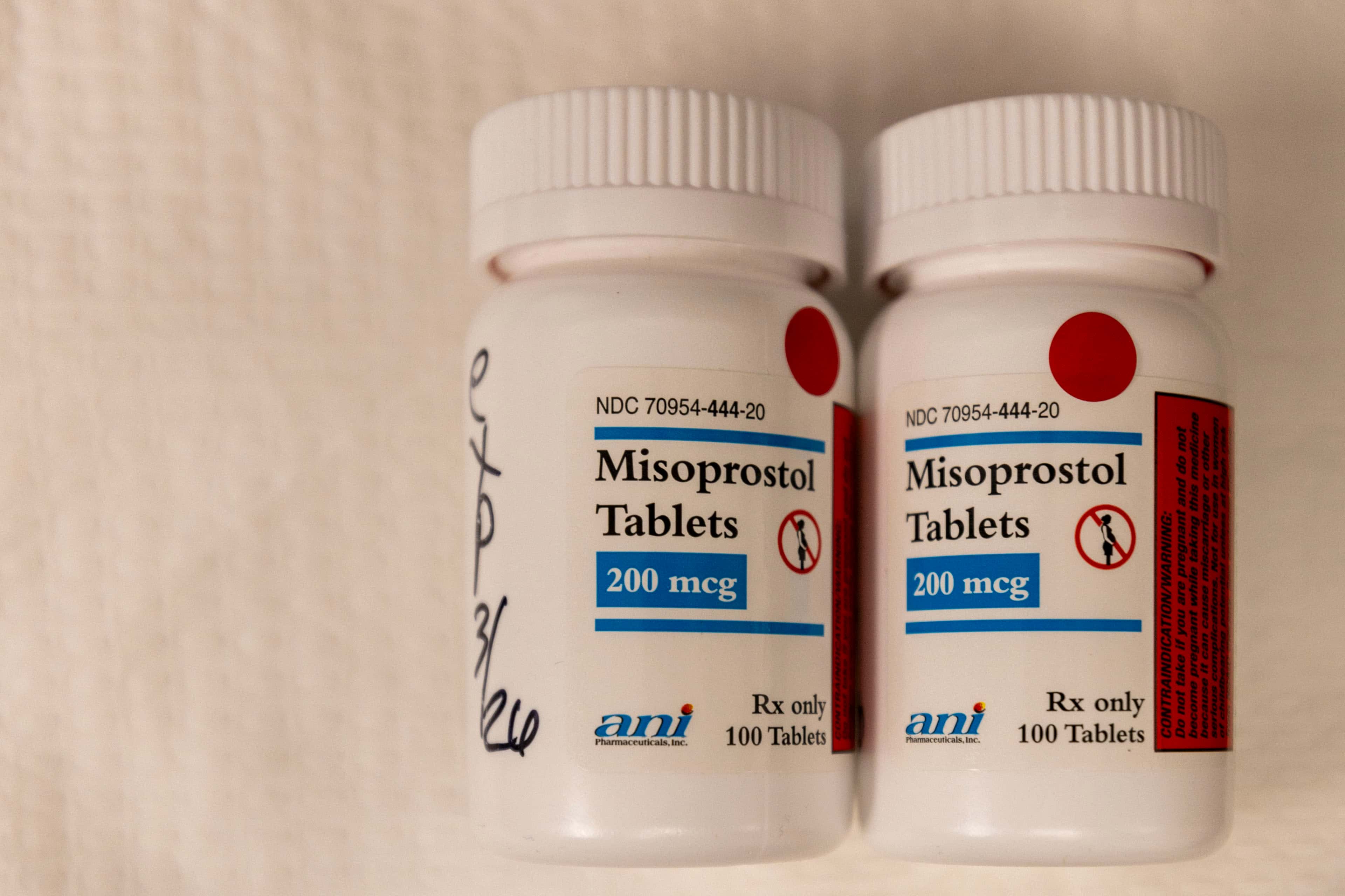 La ley de Louisiana sobre medicamentos abortivos complica la atención de emergencia del embarazo y aumenta riesgos de hemorragia