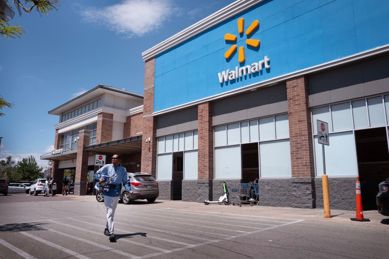 Walmart ve Target'ın kazanç raporları, süregelen enflasyon ortamında ABD tüketicisinin durumunu ortaya koyacak