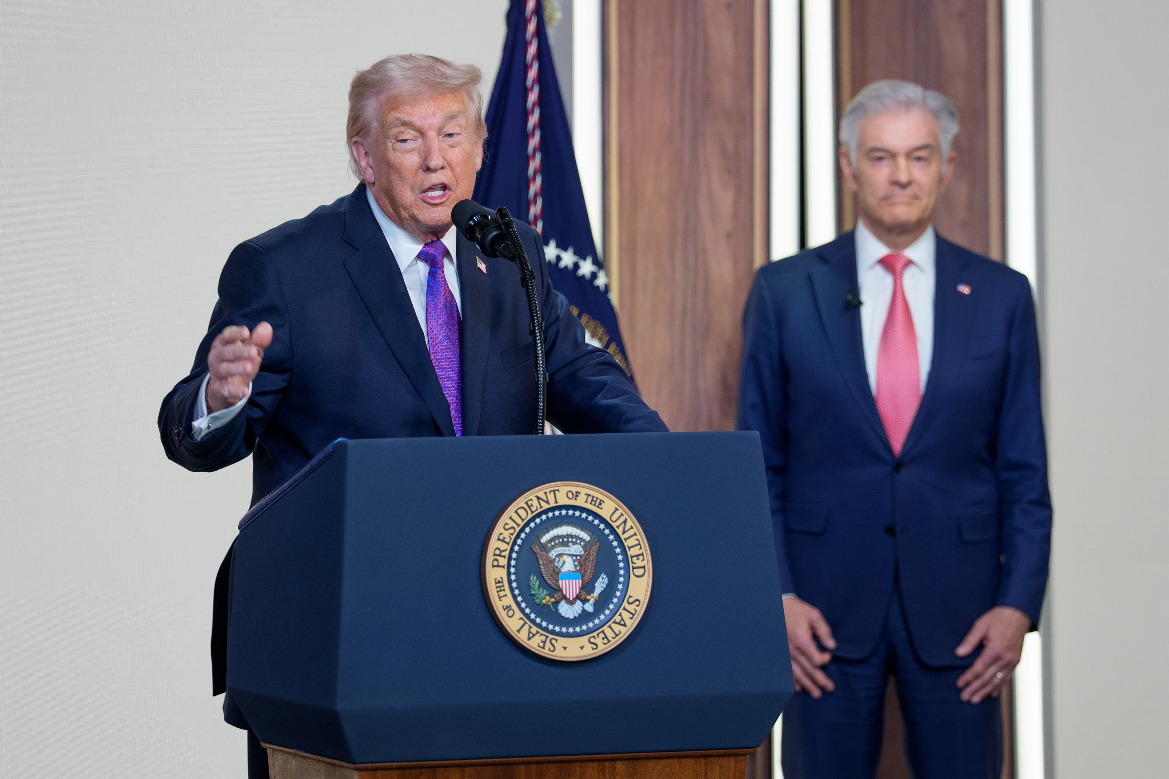 Administración Trump Restaura Cobertura de ACA Después de Cancelar 760,000 Inscripciones