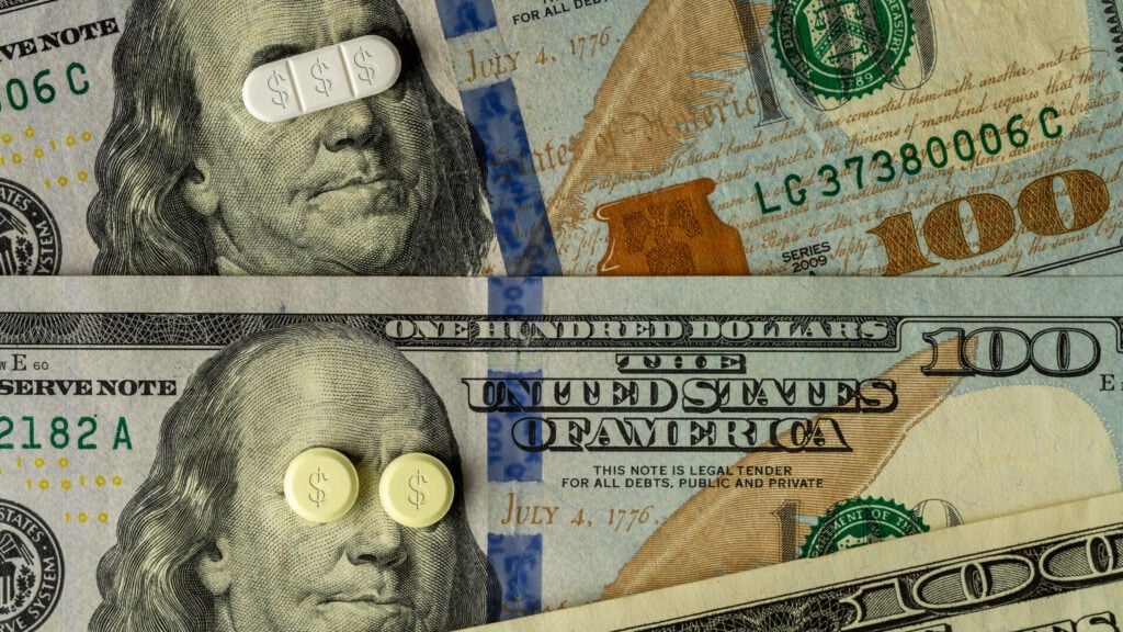 Administración Trump Ordena Divulgación de Honorarios de Gestores de Beneficios Farmacéuticos