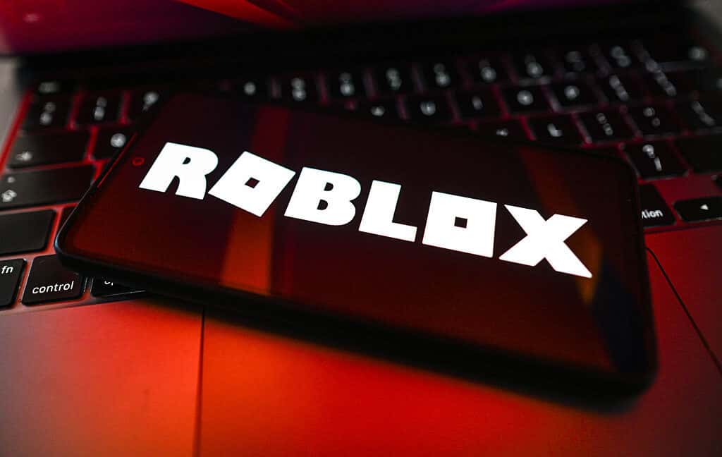 Roblox must make changes after failing to block adults creeping on kids