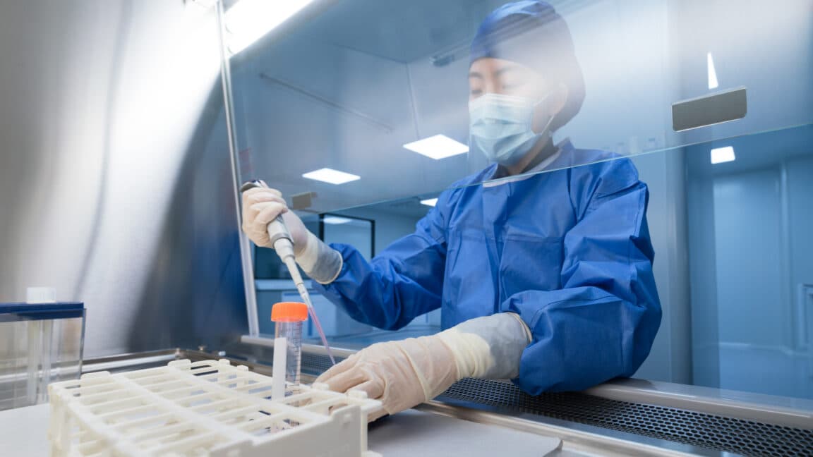 Russia Issues Mass Quarantine Following Plague Researcher's Death