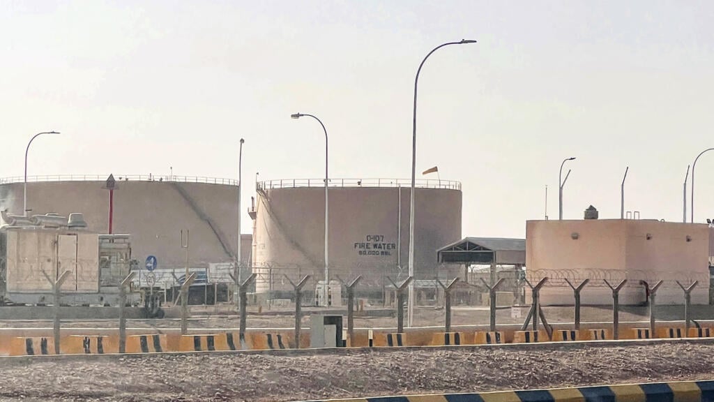 Husilerin Suudi Arabistan'daki petrol tesisleri ve havaalanlarına saldırı iddiası