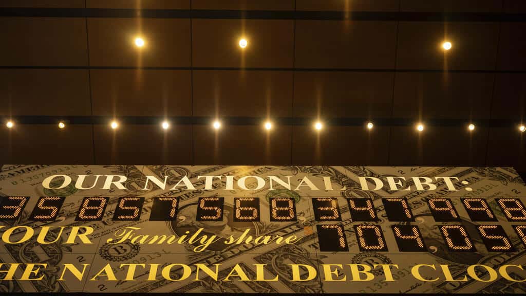 La deuda nacional estadounidense supera los $40 billones por primera vez en medio del aumento del endeudamiento