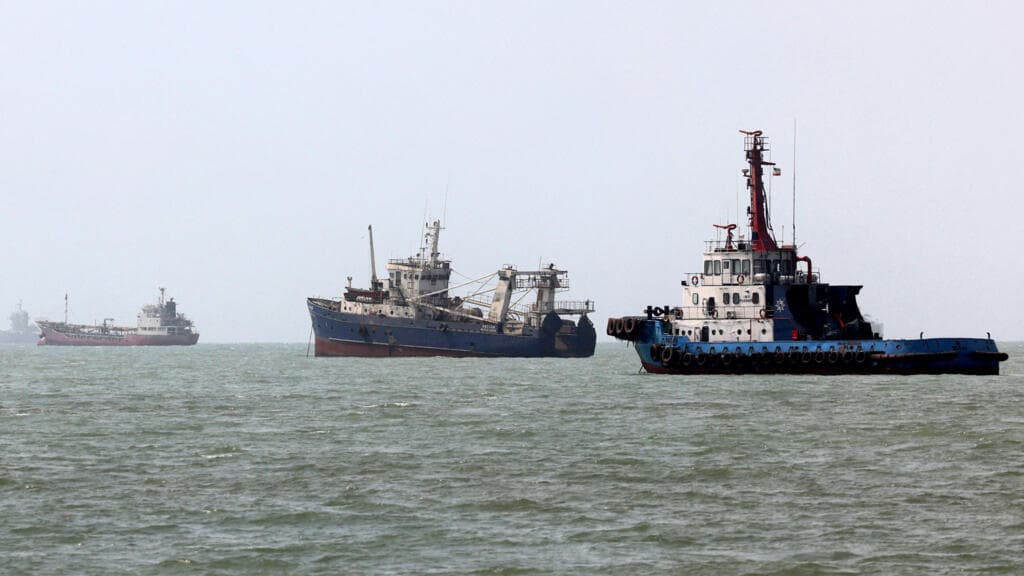 South Korea Weighs Military Deployment to Strait of Hormuz as Iran-US Tensions Escalate
