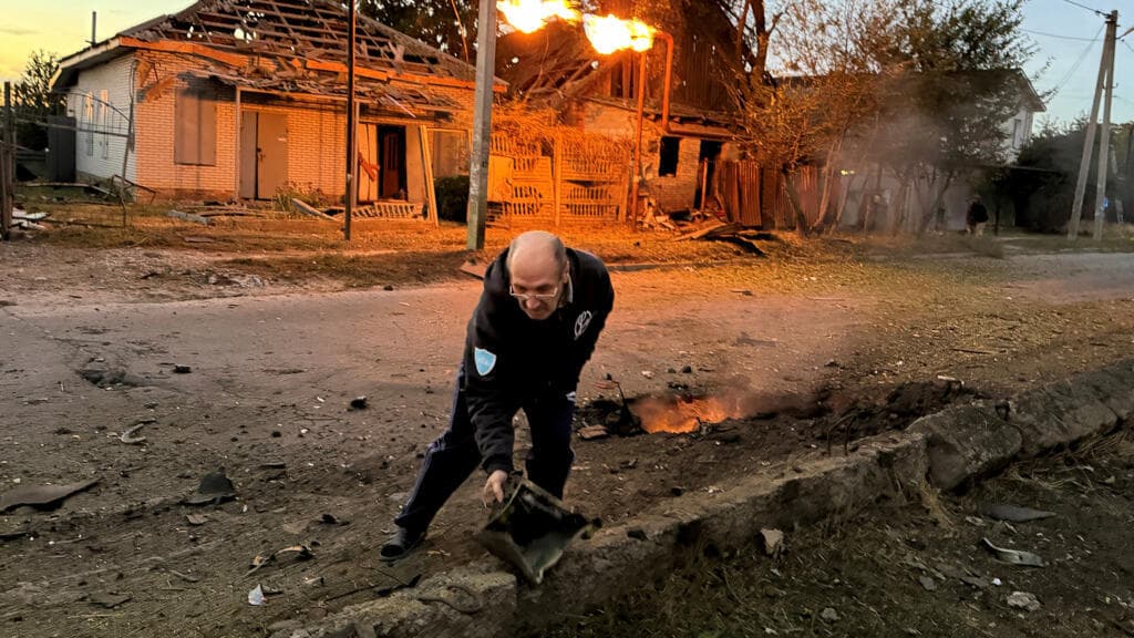 Al menos 16 muertos mientras Rusia y Ucrania intensifican ataques de largo alcance