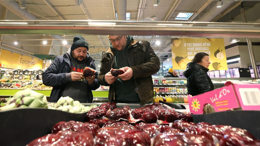 Fransa'da hanehalkar satın alma gücü krizine karşı karşıya; bütçe 305,7 milyar € açığı hedefliyor