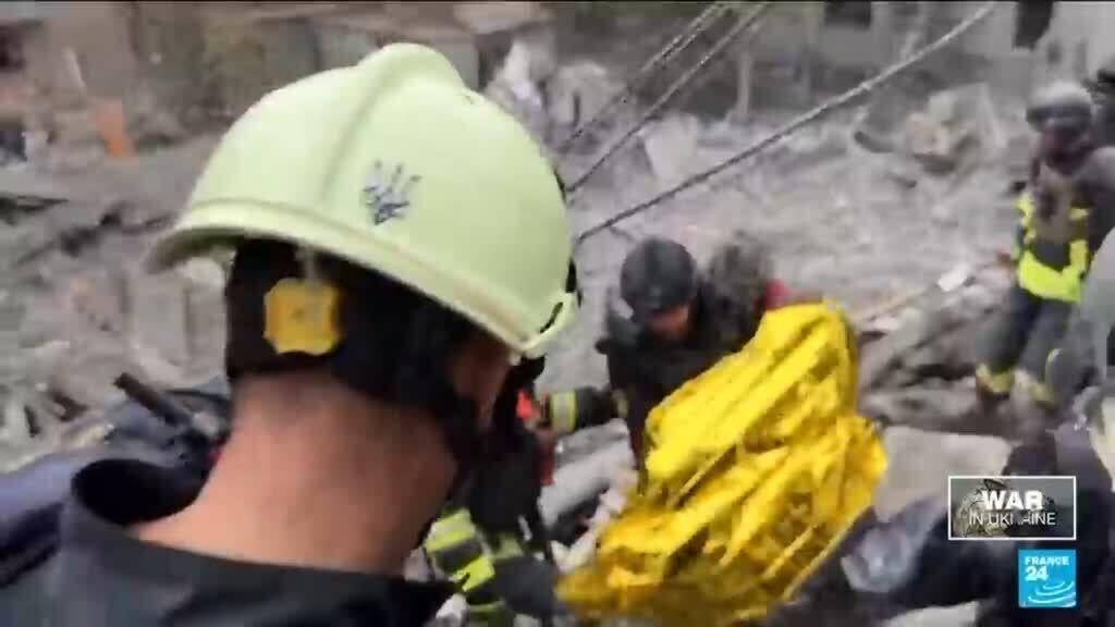 Ataques aéreos rusos en Zaporizhzhia dejan 15 muertos, entre ellos tres niños