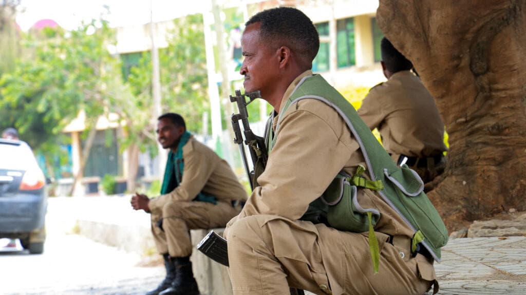 Tigray rebels withdraw from Mekelle as Ethiopian federal forces advance