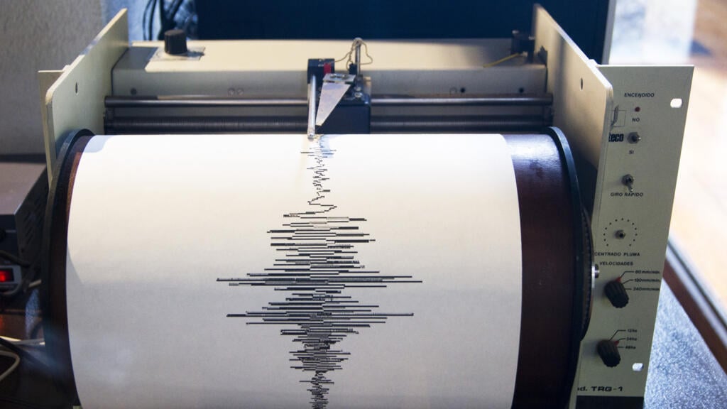 Un terremoto de magnitud 7.0 mata al menos a 16 personas en la región del Tíbet en China