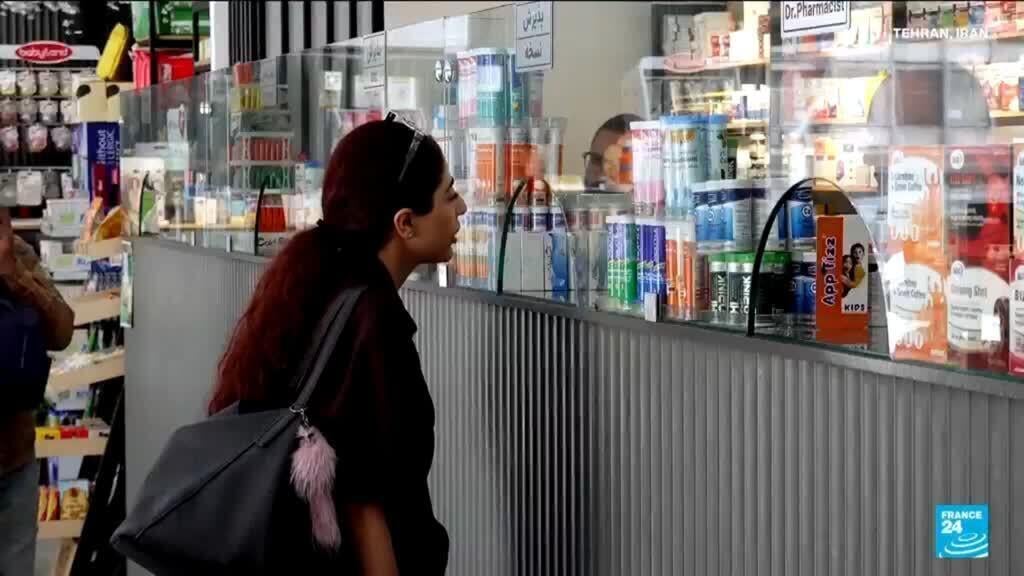 ABD yaptırımları ve ambargosunun ortasında İran'da ilaç fiyatları yükseliyor