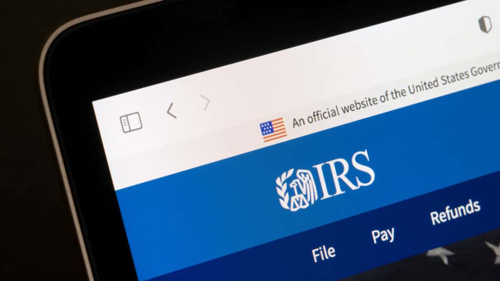 UnitedHealth Enfrenta Investigación del IRS por Posible Evasión Fiscal